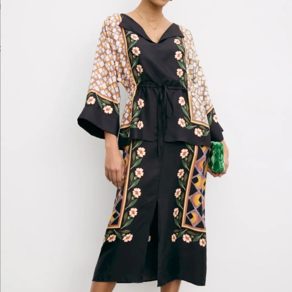 LA DoubleJ Dresses & Skirts - 🤩 LA DOUBLEJ Apericena printed silk-twill midi dress🤩